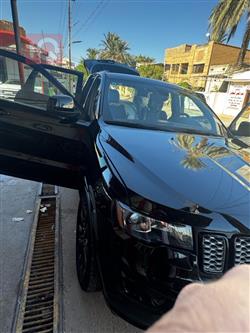 جیپ گراند شیرۆکی
